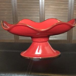 Cinnabar Footed Server